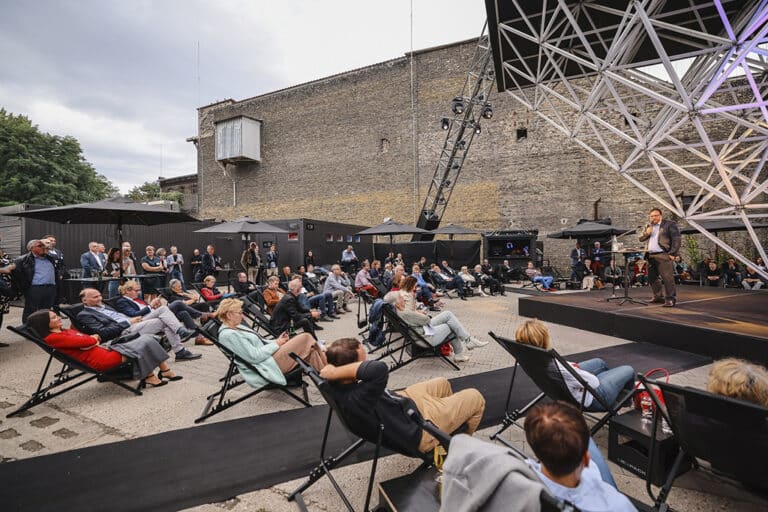 Preisverleihung auf dem Dark-Matter-Gelände