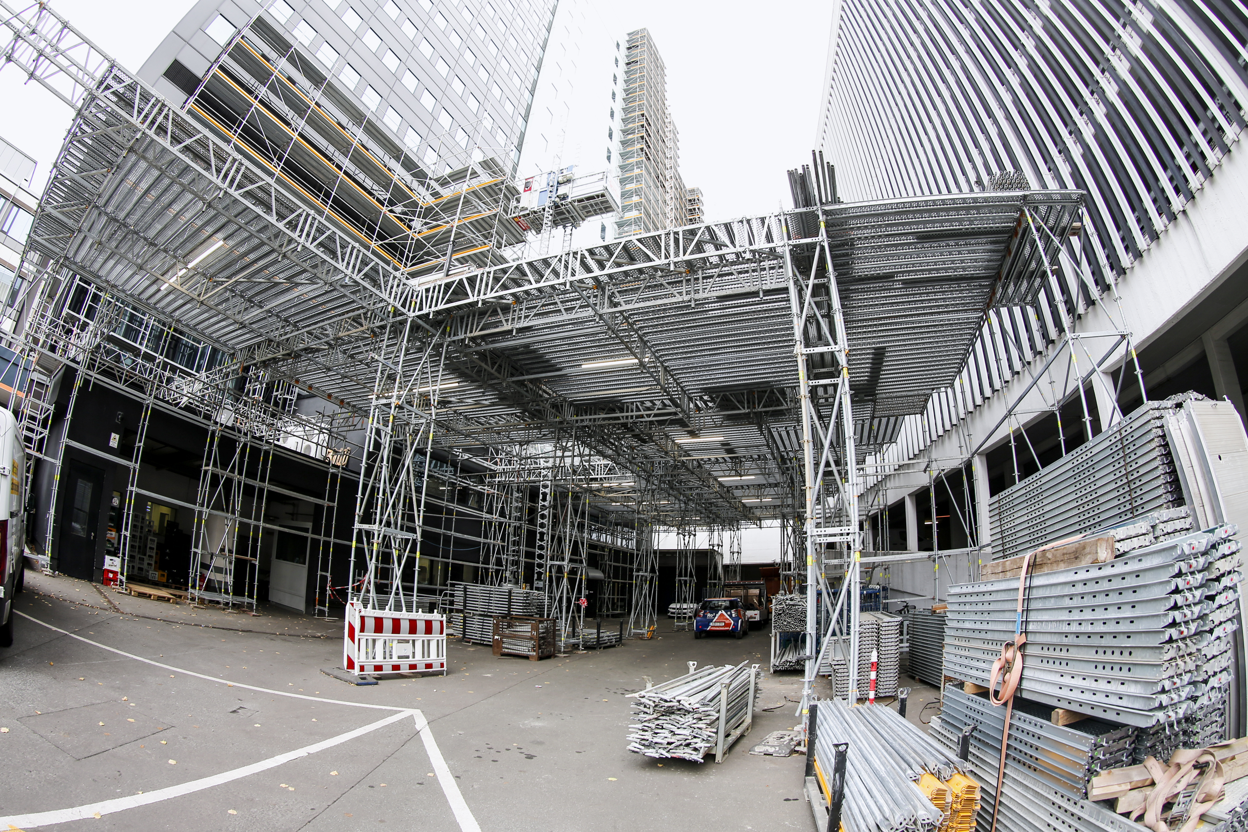 Hotel Riu Plaza Berlin, Martin-Luther-Str. 1, 10777 Berlin