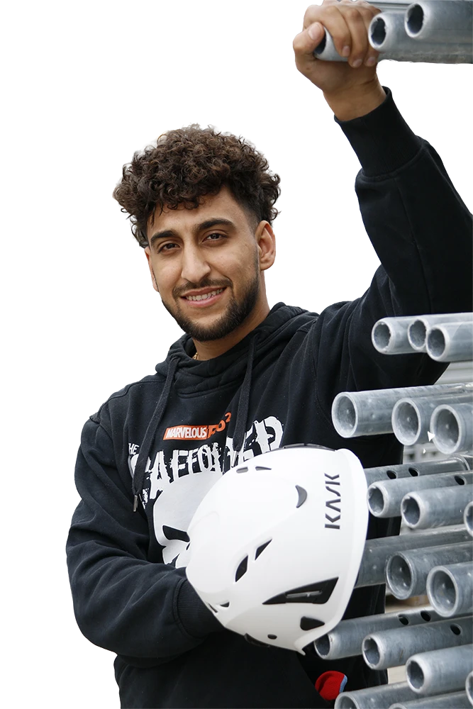 Junger Gerüstbauer in der Ausbildung